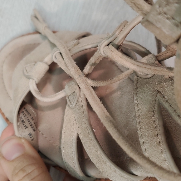 Frye Womens Gladiator Brielle Heels Suede Sandals shoes sz 8.5M - Picture 12 of 12